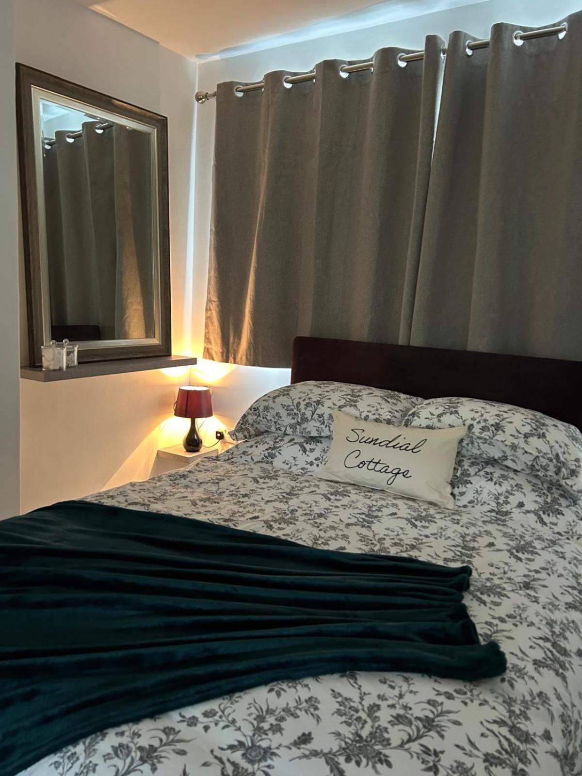 Sundial Cottage Newton Abbot Bagian luar foto